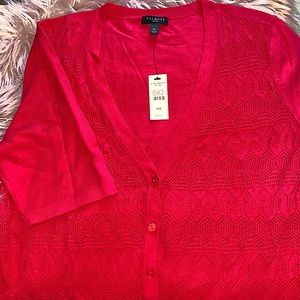 Short sleeve sweater